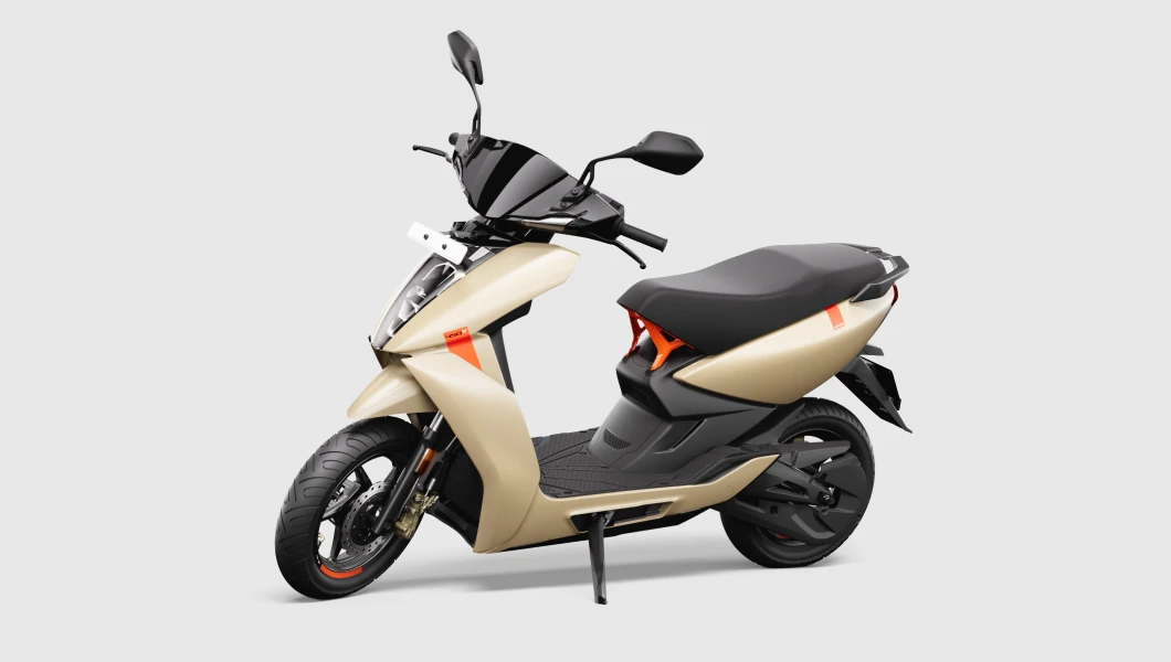 Ather 450 electric scooter model lineup